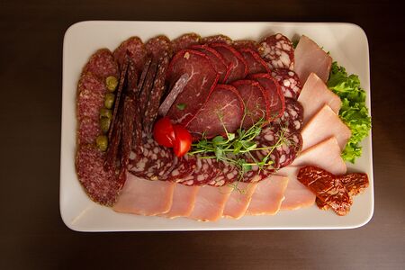 Копчено-сыровяленое ассорти