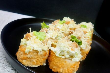 Жаренный спринг цезарь с курицей