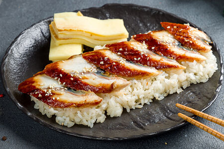 Угорь на Рисе