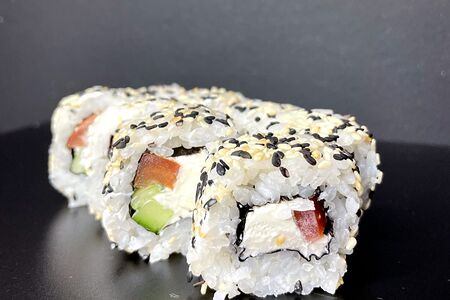 Ясай  васаби и соевый соус заказывается отдельно