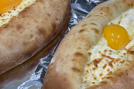 Хачапури по-аджарски