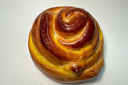 Булочка с бананом