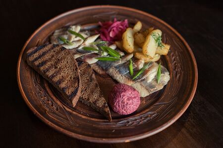 Сельдь по-гурийски