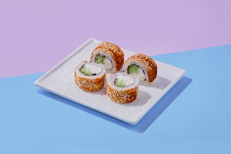 Ролл Филадельфия с угрем 1/2