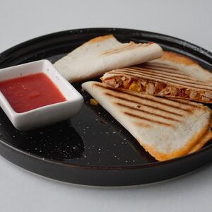 Кесадилья с курицей