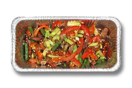 Салат со свининой и овощами