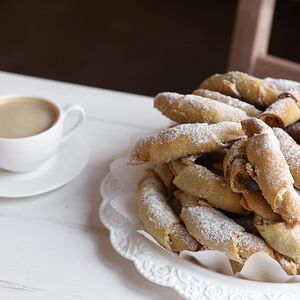 Мутаки ореховые