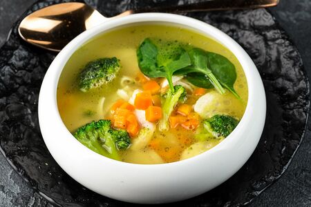 Лапша из петуха домашняя