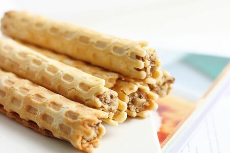 Вафельная трубочка с варёной сгущёнкой
