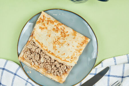 Блин с мясом