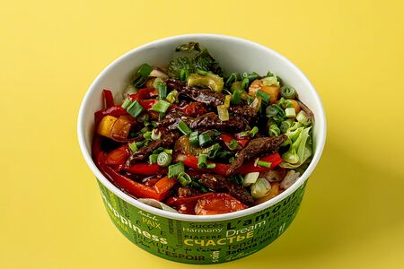 Бо лук лак (говядина с рисом и овощами)