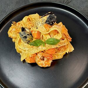 Паста Том Ям Море