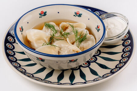 Пельмени с телятиной и сметаной