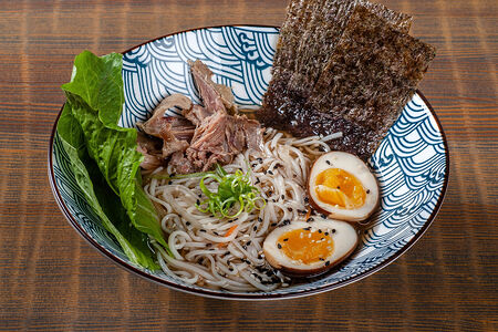 Рамен со свининой