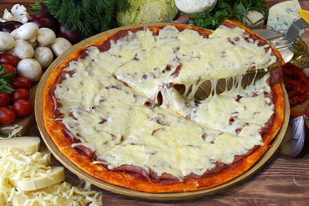 Пицца Мясная⁣⁣⁣