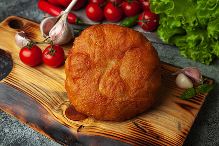 Беляш с мясом