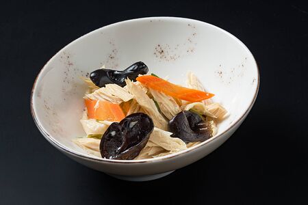 Салат с соевыми палочками