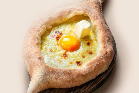 Хачапури по-аджарски