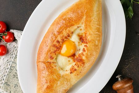 Хачапури по-аджарски