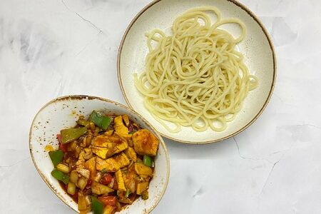 Айрим Сай с курицей