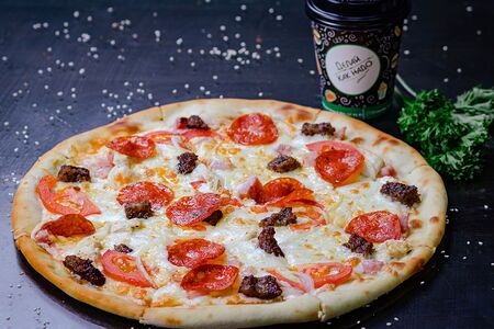 Открытая пицца мясной бум