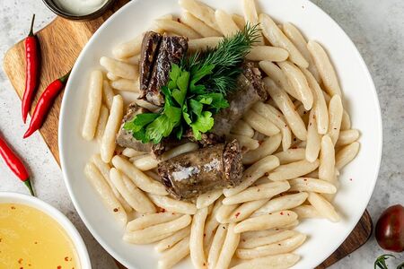 Хинкал галушки с сушеной колбасой или мясом