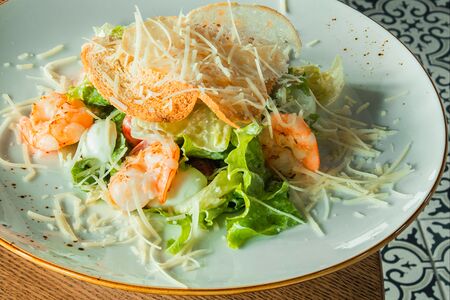 Цезарь с креветками