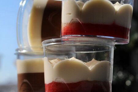 Пирожное Клубника со сливками