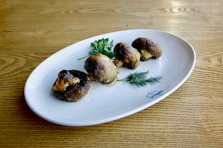 Шампиньоны на мангале