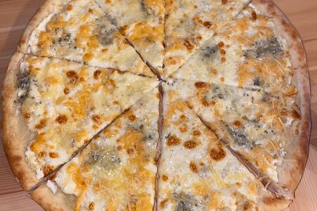 Пицца Четыре сыра