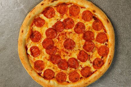 Пепперони пицца