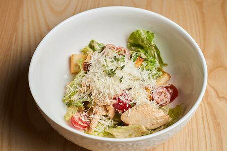 Цезарь с курицей