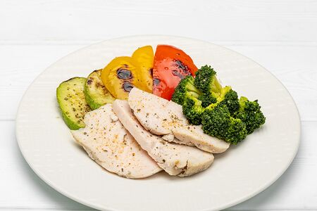 Куриное филе с овощами