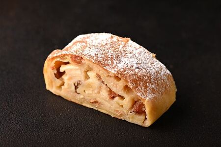 Яблочный штрудель