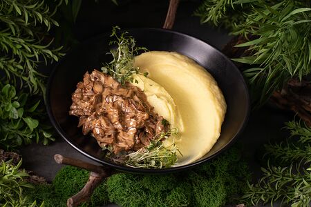 Бефстроганов