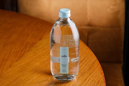 Вода Edis (без газа)