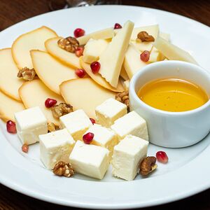 Сырное ассорти