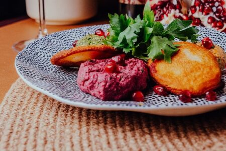 Ассорти пхали