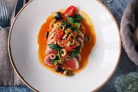 Стейк из тунца