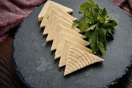 Брынза с зеленью