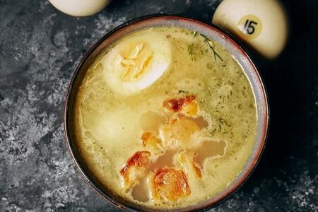 Куриный суп с лапшой и зеленью халяль