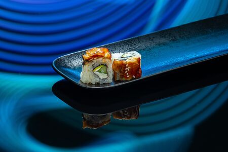 Унаги урамаки