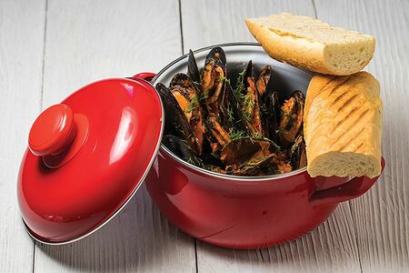 Мидии в томатном соусе