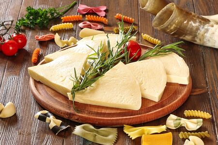 Сыр Сулугуни