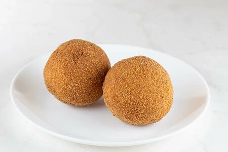 Котлета по-киевски с сыром и ветчиной