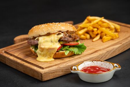 Стейк бургер