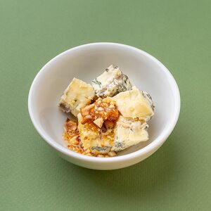 Горгонзола с апельсиновой мостардой