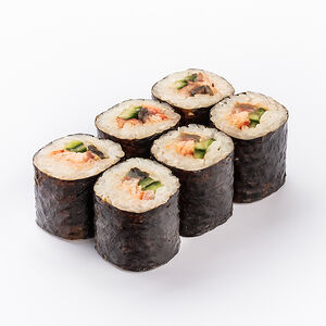 Ролл с угрем и огурцом