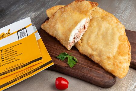 Чебурек с красной рыбой