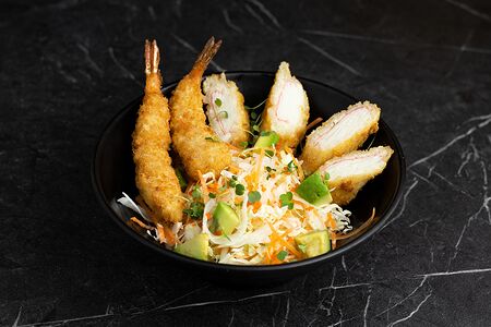 Салат Тосима с морепродуктами